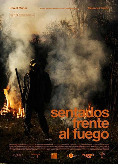 Sentados frente al fuego скачать